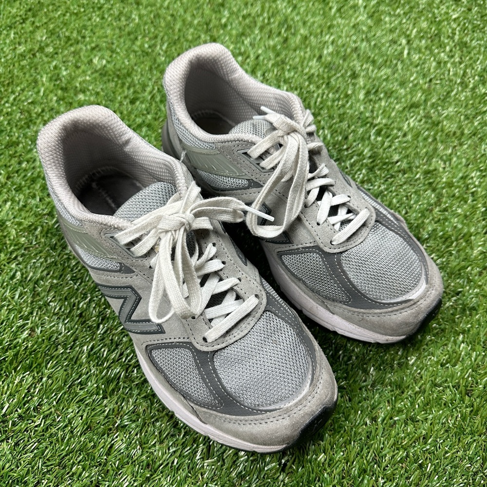 Used new balance 990 v5 women’s size 6.5 no box no insoles